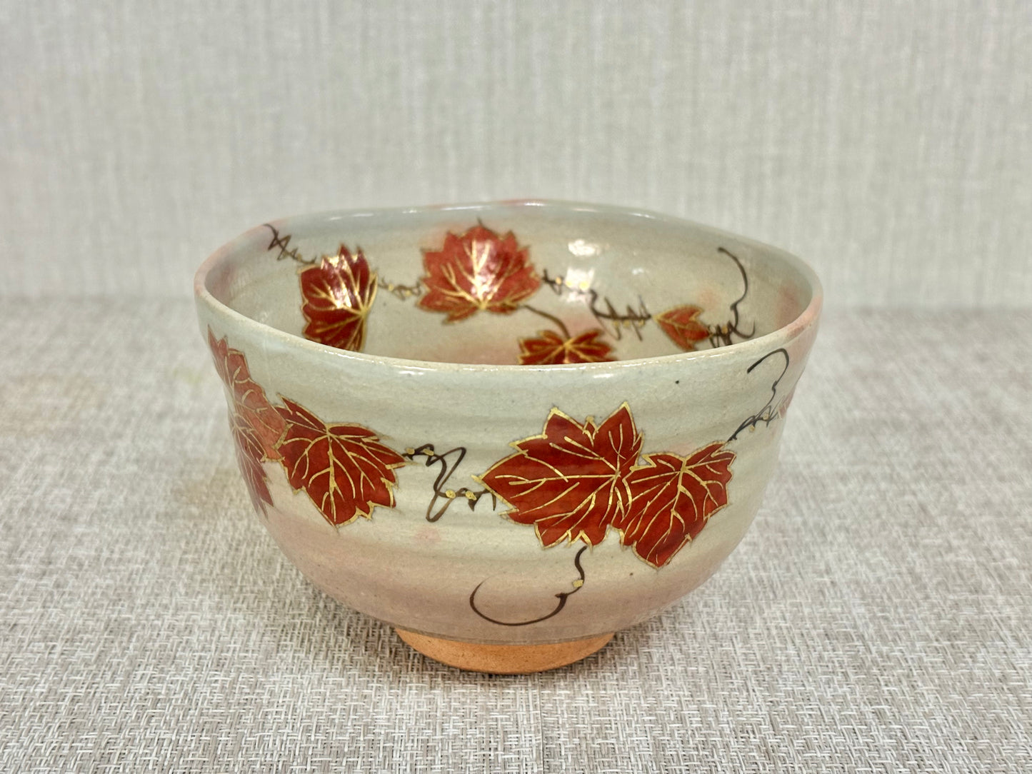 SBKTB138 平安紫峰造　金彩色絵　蔦　茶碗