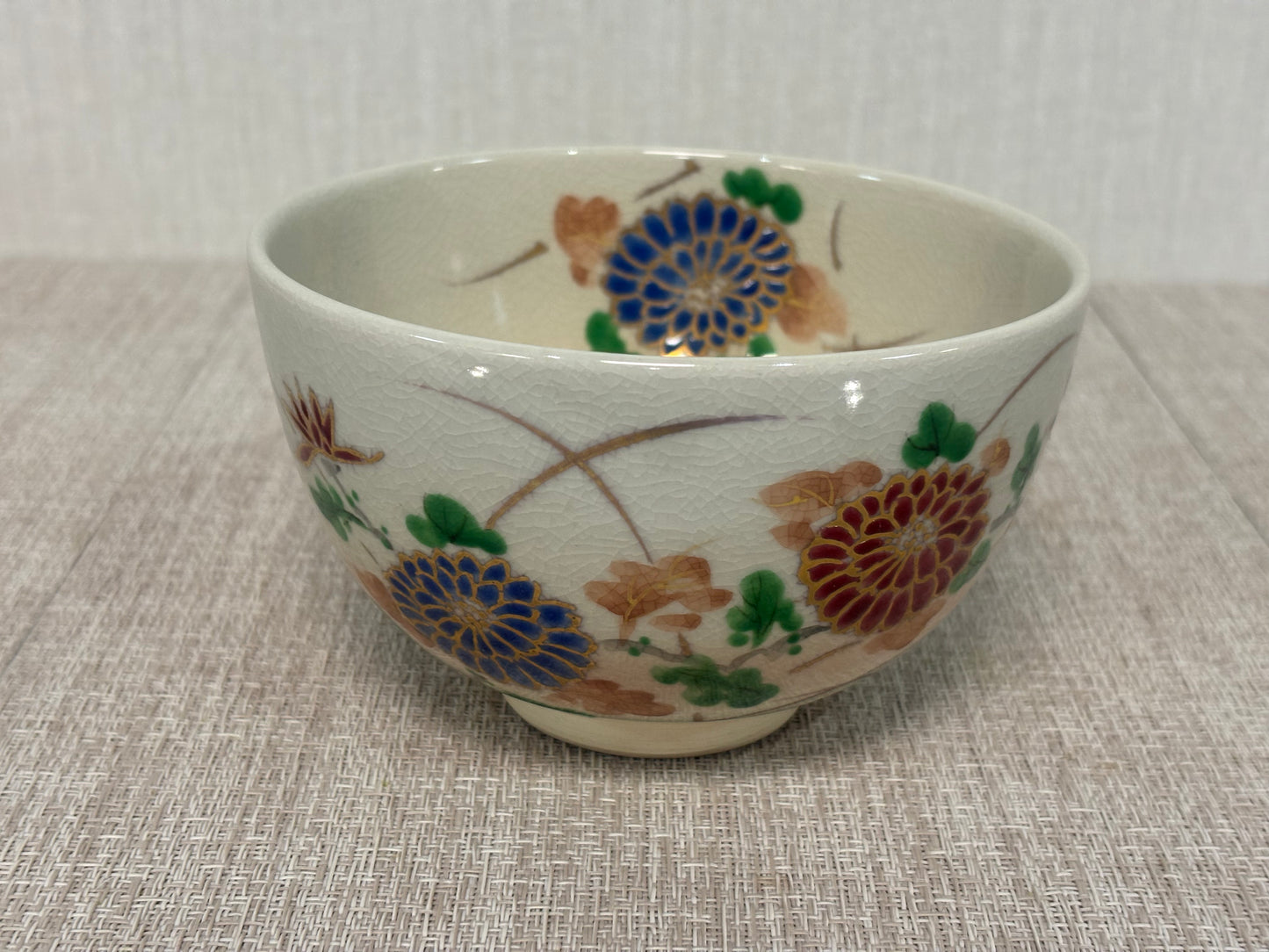 SBKTB149   翆浩造　金彩色絵　菊　茶碗
